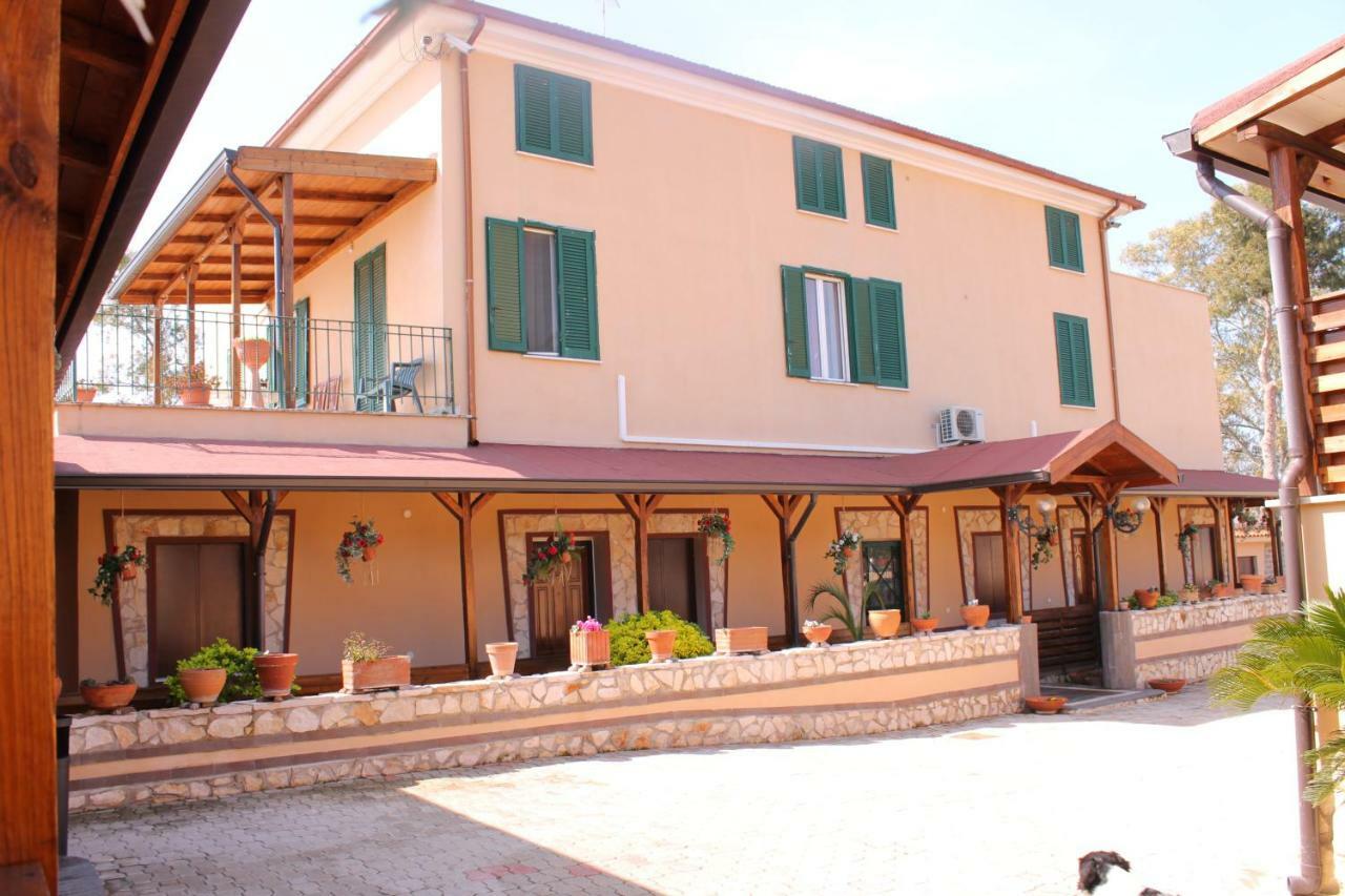 B&B Colle Tiziano Santa Procula Maggiore Bagian luar foto